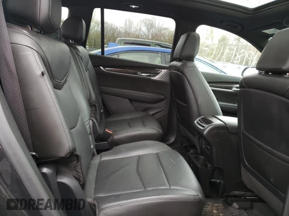 ✅ 2020 Cadillac XT6 AWD Sport • VIN: 1GYKPGRS5LZ153386 • Lot: 49819113. Wystawiony na Copart z przebiegiem 58 932 mil. Bezpłatny archiwum sprzedaży aukcyjnych z USA i szczegółowy raport historii pojazdu na DreamBid. Zdjęcie 10.