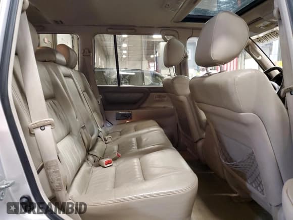 ✅ 2002 Toyota Land Cruiser • VIN: JTEHT05J922018964 • Lot: 60111015. Listed on Copart with 245,890 mi. Free auction sales archive from the USA and detailed vehicle history report at DreamBid. Image 11.