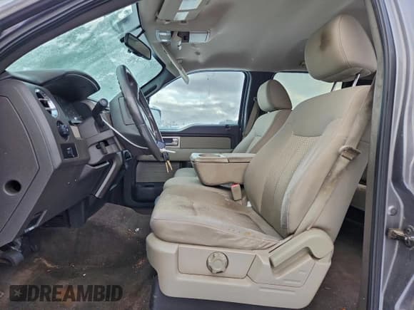 ✅ 2010 Ford F-150 XL • VIN: 1FTFW1EV9AFB78796 • Lot: 94702245. Listed on Copart with 425,244 mi. Free auction sales archive from the USA and detailed vehicle history report at DreamBid. Image 7.