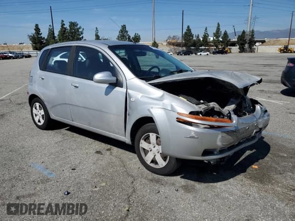 ✅ 2007 Chevrolet Aveo LS • VIN: KL1TD666X7B686098 • Lot: 49432645. Wystawiony na Copart z przebiegiem 181 764 mil. Bezpłatny archiwum sprzedaży aukcyjnych z USA i szczegółowy raport historii pojazdu na DreamBid. Zdjęcie 4.
