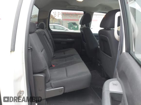 ✅ 2013 GMC Sierra 1500 SLE • VIN: 3GTP2VE70DG301560 • Лот: 43567798. Опубликован ранее на IAAI с пробегом 147 389 миль. Бесплатный доступ к архиву аукционных продаж из США и подробный отчёт об истории автомобиля на DreamBid. Изображение 8.