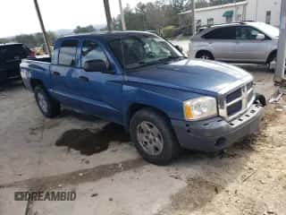 2005 Dodge Dakota SLT с VIN 1D7HW48N85S112443, выставлен на аукционе Copart как лот 79257864 с пробегом 194 022 миль миль и Списание • Salvage title. История ставок и продаж доступна на DreamBid. Изображение 4.