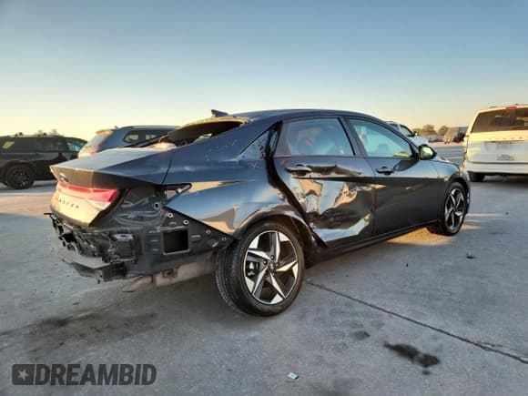 ✅ 2023 Hyundai Elantra SEL • VIN: 5NPLS4AG3PH091756 • Лот: 86311985. Опубликован ранее на Copart с пробегом 34 663 миль. Бесплатный доступ к архиву аукционных продаж из США и подробный отчёт об истории автомобиля на DreamBid. Изображение 3.