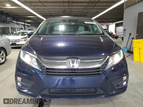 ✅ 2018 Honda Odyssey EX-L • VIN: 5FNRL6H76JB086565 • Lot: 82429365. Wystawiony na Copart z przebiegiem 131 015 mil. Bezpłatny archiwum sprzedaży aukcyjnych z USA i szczegółowy raport historii pojazdu na DreamBid. Zdjęcie 5.