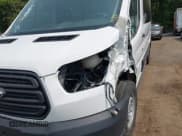 ✅ 2015 Ford Transit XLT • VIN: 1FBAX2CG7FKA10515 • Lot: 42424182. Wystawiony na IAAI z przebiegiem 8 962 mil. Bezpłatny archiwum sprzedaży aukcyjnych z USA i szczegółowy raport historii pojazdu na DreamBid. Zdjęcie 6.