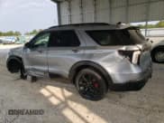 ✅ 2024 Ford Explorer ST • VIN: 1FM5K8GCXRGA55862 • Lot: 80011895. Listed on Copart with 9,165 mi. Free auction sales archive from the USA and detailed vehicle history report at DreamBid. Image 2.