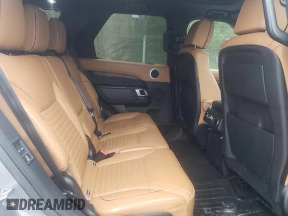 ✅ 2020 Land Rover Discovery HSE Luxury • VIN: SALRT2RV6L2426737 • Lot: 43631775. Listed on Copart with 78,189 mi. Free auction sales archive from the USA and detailed vehicle history report at DreamBid. Image 11.