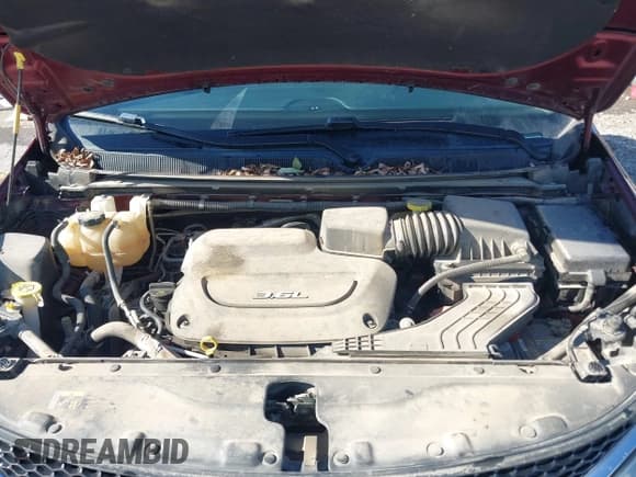 ✅ 2017 Chrysler Pacifica Limited • VIN: 2C4RC1GG6HR565152 • Lot: 43464638. Listed on IAAI with 105,965 mi. Free auction sales archive from the USA and detailed vehicle history report at DreamBid. Image 10.