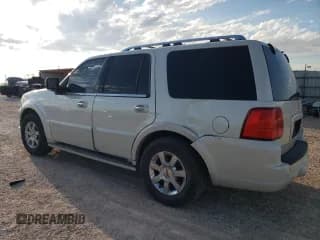 ✅ 2006 Lincoln Navigator Luxury • VIN: 5LMFU27526LJ14559 • Lot: 68714664. Wystawiony na Copart z przebiegiem 150 242 mil. Bezpłatny archiwum sprzedaży aukcyjnych z USA i szczegółowy raport historii pojazdu na DreamBid. Zdjęcie 2.