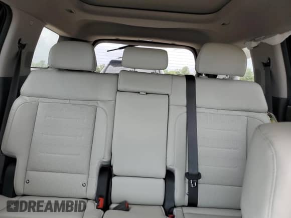 2024 Hyundai Santa Fe Limited с VIN 5NMP44GL1RH019535, выставлен на аукционе Copart как лот 54401495 с пробегом Не указан миль и Списание • Salvage title. История ставок и продаж доступна на DreamBid. Изображение 10.