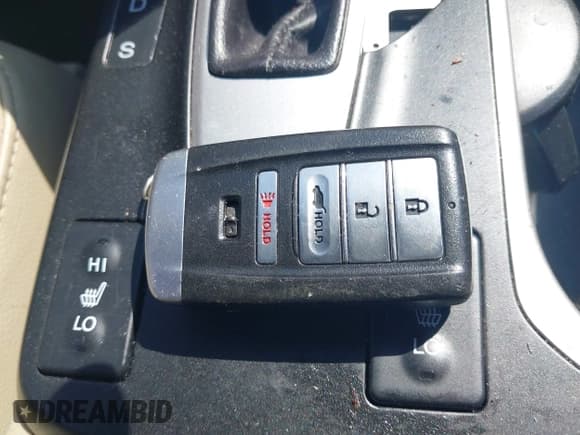 ✅ 2018 Acura RDX • VIN: 5J8TB4H31JL026802 • Lot: 43264922. Listed on IAAI with 103,650 mi. Free auction sales archive from the USA and detailed vehicle history report at DreamBid. Image 11.