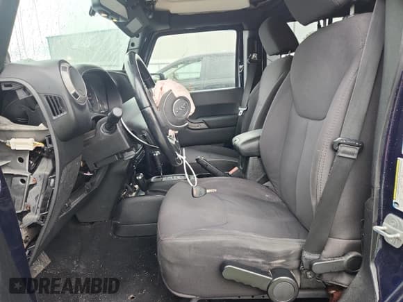 ✅ 2013 Jeep Wrangler Unlimited Sport • VIN: 1C4BJWDG9DL509685 • Lot: 58521415. Listed on Copart with 254,452 mi. Free auction sales archive from the USA and detailed vehicle history report at DreamBid. Image 7.
