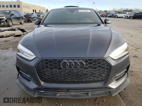 ✅ 2018 Audi A5 Premium • VIN: WAUNNAF55JA001329 • Lot: 45549825. Wystawiony na Copart z przebiegiem 66 025 mil. Bezpłatny archiwum sprzedaży aukcyjnych z USA i szczegółowy raport historii pojazdu na DreamBid. Zdjęcie 5.