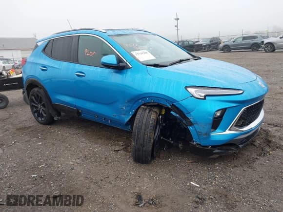 ✅ 2025 Buick Encore GX Sport Touring • VIN: KL4AMESL5SB071368 • Lot: 43729200. Listed on IAAI with 10,985 mi. Free auction sales archive from the USA and detailed vehicle history report at DreamBid. Image 1.