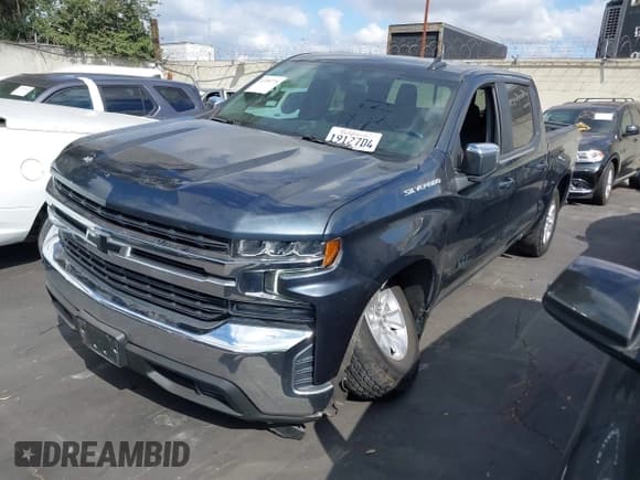 ✅ 2019 Chevrolet Silverado 1500 LT • VIN: 1GCPWCED9KZ420994 • Lot: 43189770. Wystawiony na IAAI z przebiegiem 113 188 mil. Bezpłatny archiwum sprzedaży aukcyjnych z USA i szczegółowy raport historii pojazdu na DreamBid. Zdjęcie 2.