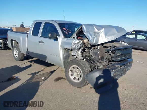 2012 Chevrolet Silverado 1500 Work Truck z VIN 1GCRCPEX9CZ127696, wystawiony jako IAAI lot #41333607 z przebiegiem 195 024 mil mil oraz . Historia ofert i sprzedaży dostępna na DreamBid. Obrazek 1.