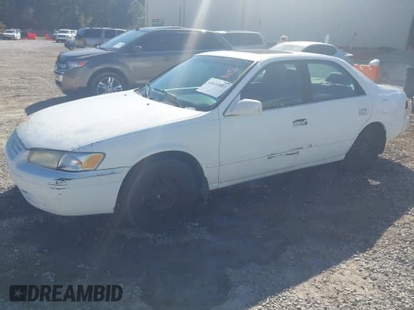 ✅ 1999 Toyota Camry LE • VIN: 4T1BG22K5XU456086 • Lot: 43610403. Listed on IAAI with 196,240 mi. Free auction sales archive from the USA and detailed vehicle history report at DreamBid. Image 2.