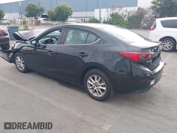 ✅ 2015 Mazda 3 i Touring • VIN: JM1BM1V73F1256693 • Лот: 43470405. Опубликован ранее на IAAI с пробегом 112 903 миль. Бесплатный доступ к архиву аукционных продаж из США и подробный отчёт об истории автомобиля на DreamBid. Изображение 3.