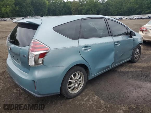 ✅ 2015 Toyota Prius Two • VIN: JTDZN3EU5FJ024254 • Lot: 68666095. Listed on Copart with 146,803 mi. Free auction sales archive from the USA and detailed vehicle history report at DreamBid. Image 3.