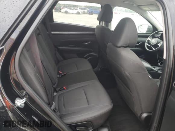 ✅ 2022 Hyundai Tucson SEL • VIN: 5NMJB3AE7NH064215 • Lot: 70416854. Wystawiony na Copart z przebiegiem 41 095 mil. Bezpłatny archiwum sprzedaży aukcyjnych z USA i szczegółowy raport historii pojazdu na DreamBid. Zdjęcie 10.