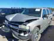 ✅ 2004 Chevrolet Suburban LT • VIN: 3GNEC16T14G306203 • Lot: 43452798. Listed on IAAI with 146,872 mi. Free auction sales archive from the USA and detailed vehicle history report at DreamBid. Image 2.