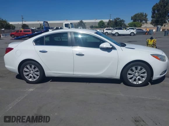 ✅ 2013 Buick Regal Premium 1 • VIN: 2G4GS5ER4D9226191 • Лот: 42942683. Опубликован ранее на IAAI с пробегом 142 540 миль. Бесплатный доступ к архиву аукционных продаж из США и подробный отчёт об истории автомобиля на DreamBid. Изображение 6.