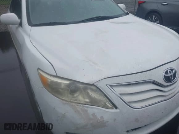 ✅ 2011 Toyota Camry LE • VIN: 4T1BF3EK9BU671032 • Lot: 42862181. Wystawiony na IAAI z przebiegiem 213 527 mil. Bezpłatny archiwum sprzedaży aukcyjnych z USA i szczegółowy raport historii pojazdu na DreamBid. Zdjęcie 6.