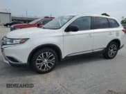 ✅ 2018 Mitsubishi Outlander ES • VIN: JA4AZ2A31JZ012776 • Лот: 67845405. Опубликован ранее на Copart с пробегом 71 770 миль. Бесплатный доступ к архиву аукционных продаж из США и подробный отчёт об истории автомобиля на DreamBid. Изображение 1.