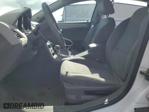 ✅ 2012 Chevrolet Malibu 1FL • VIN: 1G1ZA5EU3CF372097 • Lot: 74331344. Listed on Copart with 116,122 mi. Free auction sales archive from the USA and detailed vehicle history report at DreamBid. Image 7.