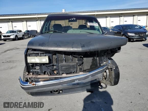 ✅ 1996 Chevrolet Silverado 1500 • VIN: 1GCEK14R0TZ215568 • Лот: 92440775. Опубликован ранее на Copart с пробегом 206 842 миль. Бесплатный доступ к архиву аукционных продаж из США и подробный отчёт об истории автомобиля на DreamBid. Изображение 5.