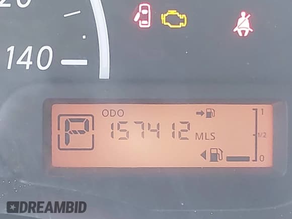 ✅ 2015 Nissan Versa S Plus • VIN: 3N1CN7AP0FL952210 • Лот: 41754067. Опубликован ранее на IAAI с пробегом 157 412 миль. Бесплатный доступ к архиву аукционных продаж из США и подробный отчёт об истории автомобиля на DreamBid. Изображение 16.