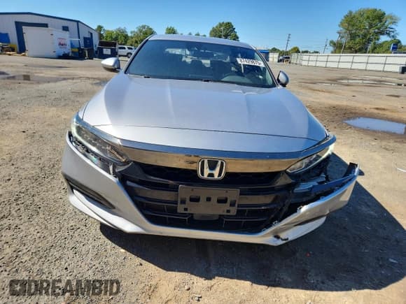 ✅ 2020 Honda Accord Sport • VIN: 1HGCV1F3XLA144418 • Lot: 87429875. Wystawiony na Copart z przebiegiem 183 594 mil. Bezpłatny archiwum sprzedaży aukcyjnych z USA i szczegółowy raport historii pojazdu na DreamBid. Zdjęcie 5.