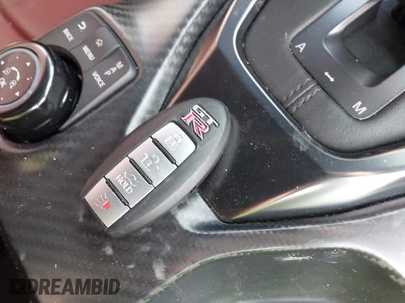 ✅ 2017 Nissan GT-R Premium • VIN: JN1AR5EF9HM820329 • Lot: 41129857. Listed on IAAI with 43,501 mi. Free auction sales archive from the USA and detailed vehicle history report at DreamBid. Image 11.