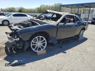 ✅ 2022 Dodge Challenger GT • VIN: 2C3CDZKG2NH188608 • Lot: 66902905. Wystawiony na Copart z przebiegiem Nie podano. Bezpłatny archiwum sprzedaży aukcyjnych z USA i szczegółowy raport historii pojazdu na DreamBid. Zdjęcie 1.