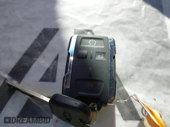 ✅ 2018 Chevrolet Silverado 1500 LTZ • VIN: 3GCUKSEC3JG226251 • Lot: 43672497. Wystawiony na IAAI z przebiegiem 158 623 mil. Bezpłatny archiwum sprzedaży aukcyjnych z USA i szczegółowy raport historii pojazdu na DreamBid. Zdjęcie 11.