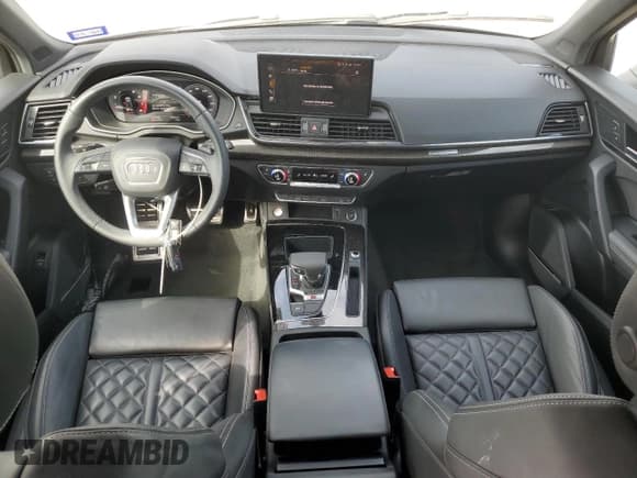 ✅ 2023 Audi SQ5 Sportback Premium Plus • VIN: WA124AFY0P2143698 • Лот: 53434005. Опубликован ранее на Copart с пробегом 14 348 миль. Бесплатный доступ к архиву аукционных продаж из США и подробный отчёт об истории автомобиля на DreamBid. Изображение 8.