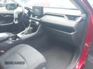 ✅ 2021 Toyota RAV4 XLE • VIN: 2T3P1RFV2MW237237 • Лот: 42961981. Опубликован ранее на IAAI с пробегом 38 685 миль. Бесплатный доступ к архиву аукционных продаж из США и подробный отчёт об истории автомобиля на DreamBid. Изображение 5.