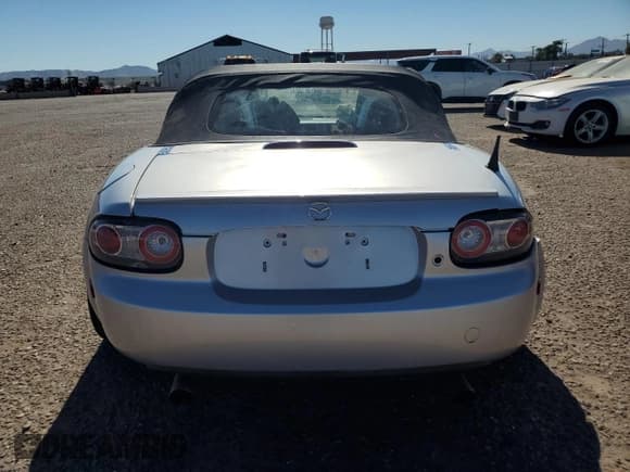 ✅ 2008 Mazda MX-5 Miata Touring • VIN: JM1NC25F980152411 • Lot: 89853885. Listed on Copart with 120,781 mi. Free auction sales archive from the USA and detailed vehicle history report at DreamBid. Image 6.