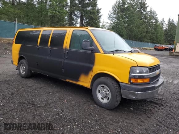 ✅ 2013 Chevrolet Express Cargo • VIN: 1GCWGGCA7D1149329 • Lot: 85995564. Listed on Copart with 136,420 mi. Free auction sales archive from the USA and detailed vehicle history report at DreamBid. Image 4.