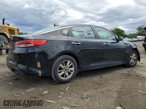 ✅ 2018 Kia Optima S • VIN: 5XXGT4L32JG209338 • Лот: 58334385. Опубликован ранее на Copart с пробегом 116 448 миль. Бесплатный доступ к архиву аукционных продаж из США и подробный отчёт об истории автомобиля на DreamBid. Изображение 3.