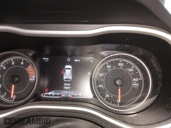 ✅ 2017 Jeep Cherokee Trailhawk • VIN: 1C4PJMBS5HW614956 • Лот: 42079991. Опубликован ранее на IAAI с пробегом 143 378 миль. Бесплатный доступ к архиву аукционных продаж из США и подробный отчёт об истории автомобиля на DreamBid. Изображение 7.