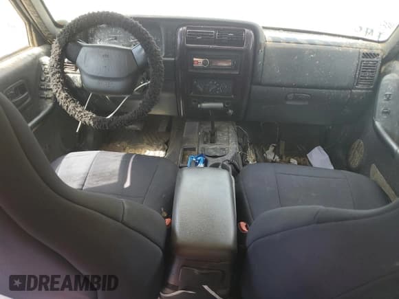 ✅ 1999 Jeep Cherokee Sport • VIN: 1J4FT68S0XL589158 • Lot: 71464305. Listed on Copart with Not provided. Free auction sales archive from the USA and detailed vehicle history report at DreamBid. Image 8.