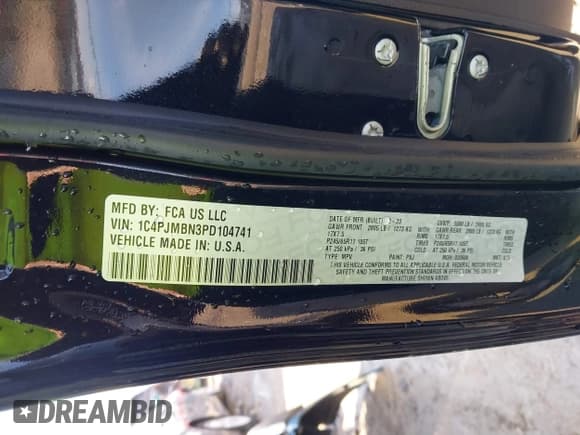 ✅ 2023 Jeep Cherokee Trailhawk • VIN: 1C4PJMBN3PD104741 • Lot: 41777882. Wystawiony na IAAI z przebiegiem 25 405 mil. Bezpłatny archiwum sprzedaży aukcyjnych z USA i szczegółowy raport historii pojazdu na DreamBid. Zdjęcie 8.