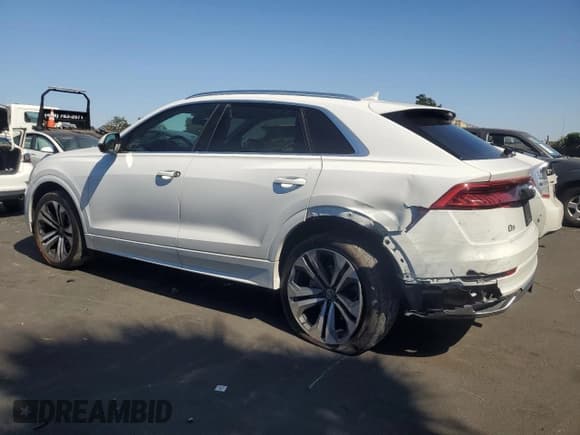 ✅ 2019 Audi Q8 Prestige • VIN: WA1CVAF17KD015329 • Лот: 65049625. Опубликован ранее на Copart с пробегом 38 613 миль. Бесплатный доступ к архиву аукционных продаж из США и подробный отчёт об истории автомобиля на DreamBid. Изображение 2.