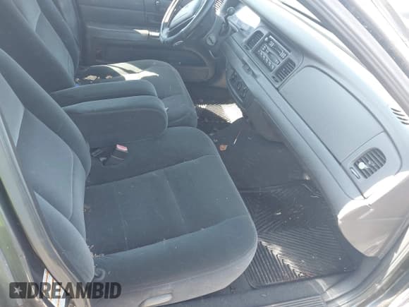 ✅ 2004 Ford Police Interceptor Base w/3.27 Axle • VIN: 2FAHP71W54X126832 • Lot: 43422731. Wystawiony na IAAI z przebiegiem 184 225 mil. Bezpłatny archiwum sprzedaży aukcyjnych z USA i szczegółowy raport historii pojazdu na DreamBid. Zdjęcie 5.