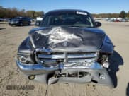 ✅ 2004 Dodge Dakota SLT • VIN: 1D7HL48NX4S579127 • Lot: 83688784. Wystawiony na Copart z przebiegiem 261 990 mil. Bezpłatny archiwum sprzedaży aukcyjnych z USA i szczegółowy raport historii pojazdu na DreamBid. Zdjęcie 5.