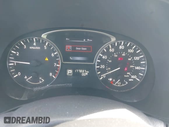 ✅ 2015 Nissan Pathfinder SV • VIN: 5N1AR2MN3FC673704 • Lot: 41797053. Wystawiony na IAAI z przebiegiem 177 837 mil. Bezpłatny archiwum sprzedaży aukcyjnych z USA i szczegółowy raport historii pojazdu na DreamBid. Zdjęcie 7.