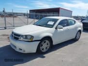 ✅ 2010 Dodge Avenger R/T • VIN: 1B3CC5FB0AN114421 • Лот: 41429805. Опубликован ранее на IAAI с пробегом 166 804 миль. Бесплатный доступ к архиву аукционных продаж из США и подробный отчёт об истории автомобиля на DreamBid. Изображение 2.