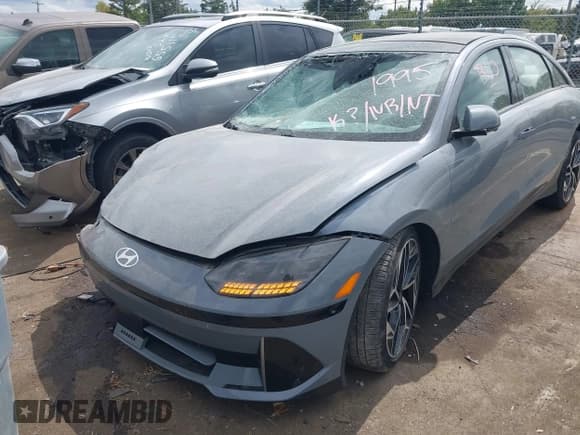 ✅ 2023 Hyundai Ioniq 6 Limited • VIN: KMHM54AA9PA021995 • Лот: 43240838. Опубликован ранее на IAAI с пробегом 17 562 миль. Бесплатный доступ к архиву аукционных продаж из США и подробный отчёт об истории автомобиля на DreamBid. Изображение 19.