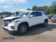 ✅ 2022 Chevrolet Traverse LT • VIN: 1GNEVHKW5NJ162836 • Lot: 43004045. Wystawiony na IAAI z przebiegiem 45 457 mil. Bezpłatny archiwum sprzedaży aukcyjnych z USA i szczegółowy raport historii pojazdu na DreamBid. Zdjęcie 2.